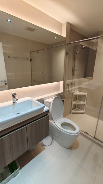 bathroom of VTARA36 Condominium