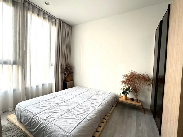 bedroom and room interior of XT Ekkamai