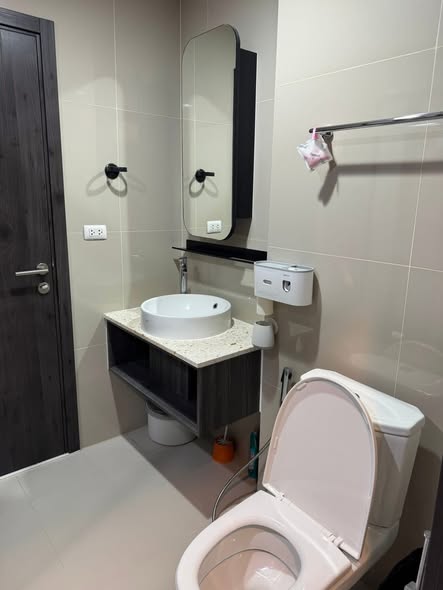 bathroom of XT HUAIKHWANG