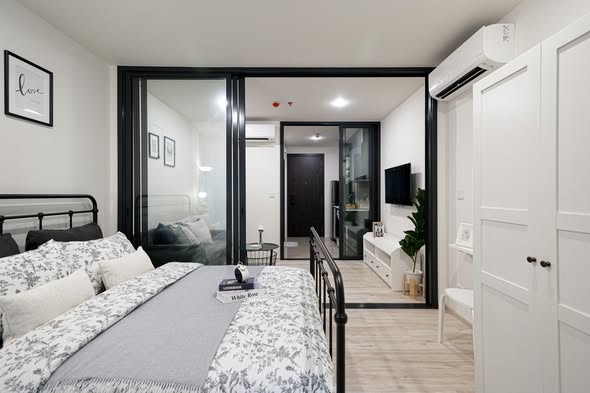 bedroom and room interior of XT HUAIKHWANG