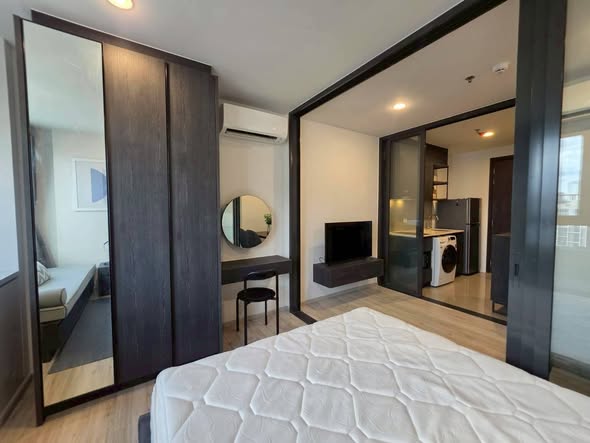 bedroom and room interior of XT HUAIKHWANG
