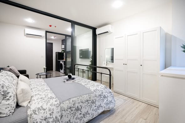 bedroom and room interior of XT HUAIKHWANG