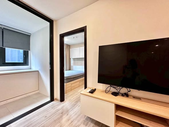 bedroom and room interior of XT HUAIKHWANG