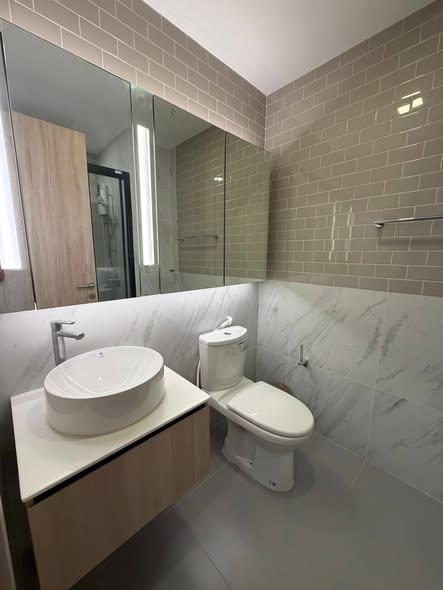 bathroom of XT Phayathai