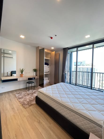 bedroom of XT Phayathai