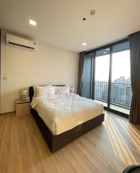 bedroom of XT Phayathai