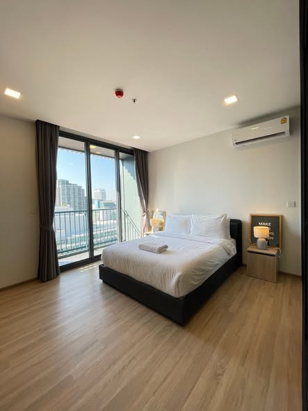 bedroom of XT Phayathai