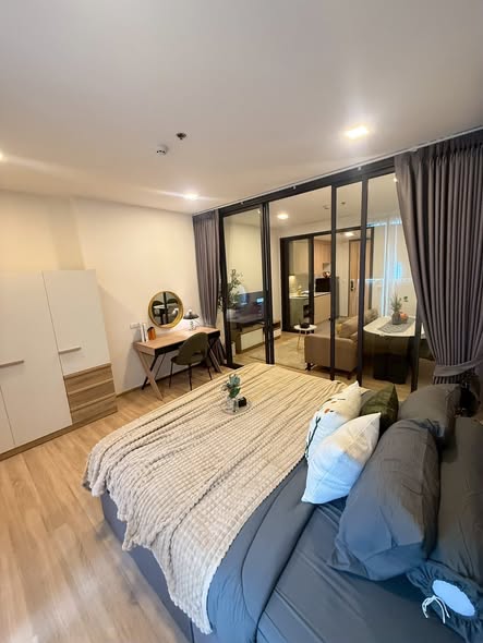 bedroom and room interior of XT Phayathai
