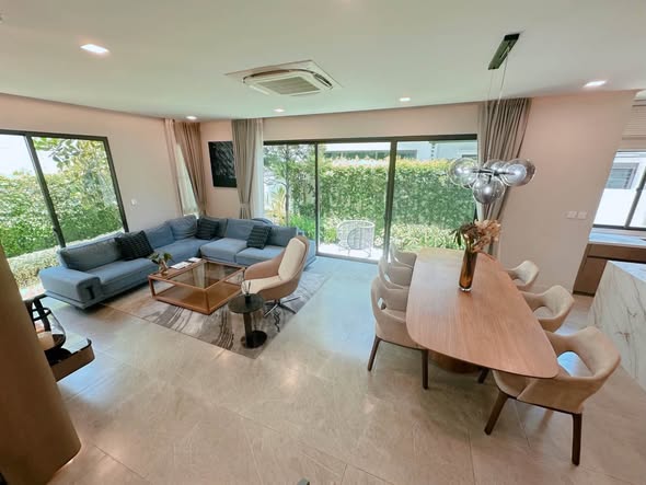 living room and room interior of มัณฑนา บางนา กม.15 | MANTANA Bangna km. 15