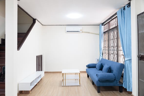 bedroom and living room of บ้านเดี่ยว 2 ชั้น อยู่อาศัย (อุปกรณ์ สาธิตAerodynamics)