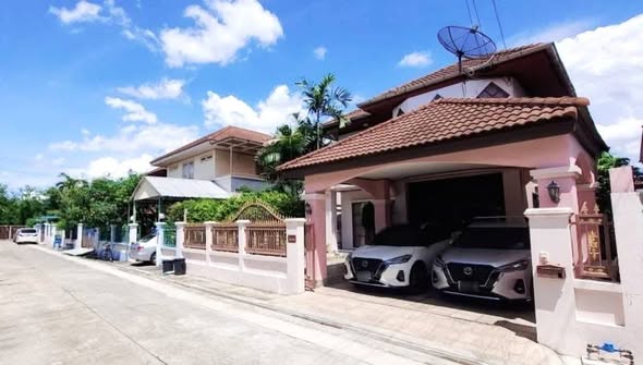 บ้านเดี่ยว 2 ชั้น อยู่อาศัย (อุปกรณ์ สาธิตAerodynamics)
