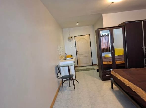 bedroom of ป.ธนาทาวเวอร์2