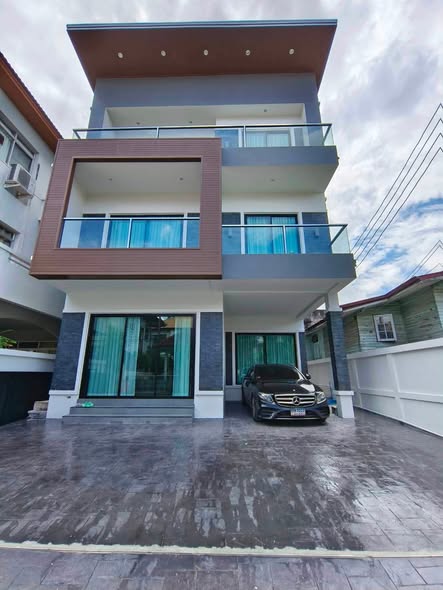 บ้าน3ชั้น