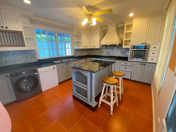 kitchen of แฟนตาเซีย วิลล่า3