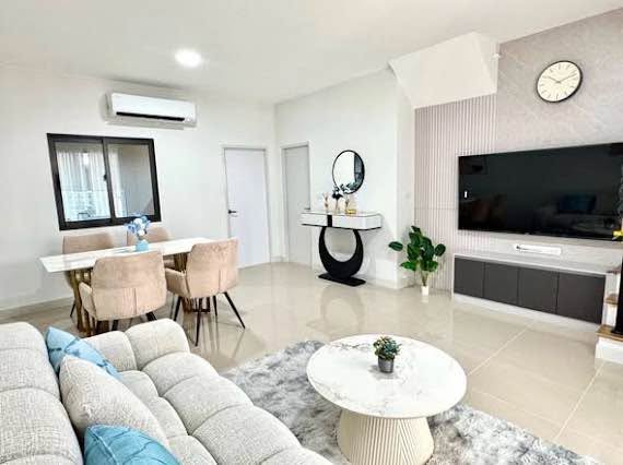 bedroom and living room of พลีโน่ สุขุมวิท-บางนา 3 Pleno Sukhumvit-Bangna 3