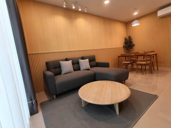 living room of พลีโน่ สุขุมวิท-บางนา 3 Pleno Sukhumvit-Bangna 3