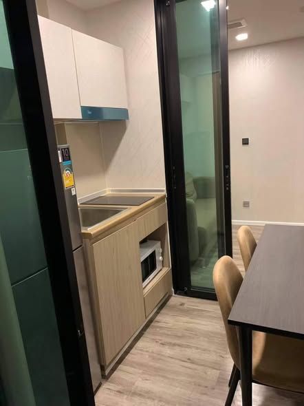 room interior of บราวน์ คอนโด รัชดา 32