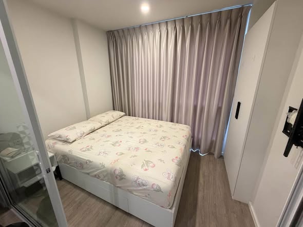 bedroom and room interior of บลู พหลโยธิน 35 | blue Phahonyothin 35 by Grand Unity