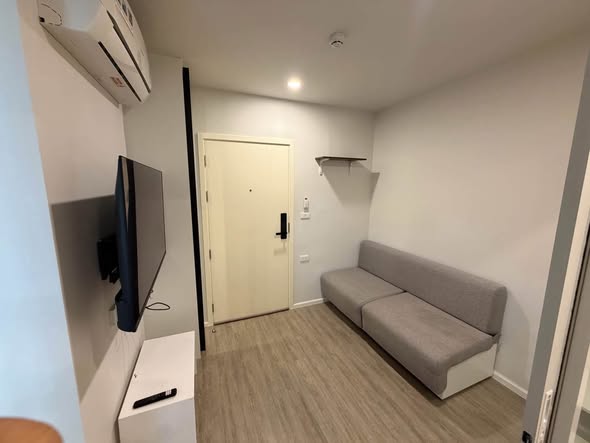 บลู พหลโยธิน 35 | blue Phahonyothin 35 by Grand Unity