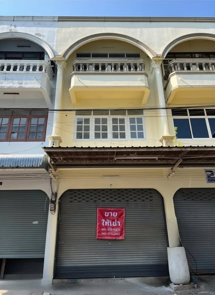 ขายอาคารพาณิชย์ 6ชั้น ใกล้ MRT สุทธิสาร หลังมุม 27 ตรว.