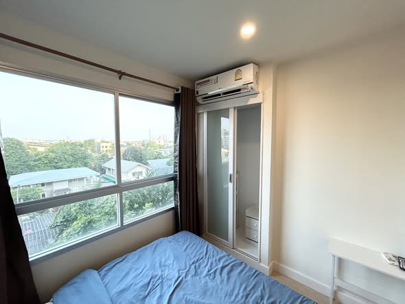 bedroom and room interior of ลุมพินีวิลล์ สุขุมวิท 76 แบริ่ง-สเตชั่น เฟส 1
