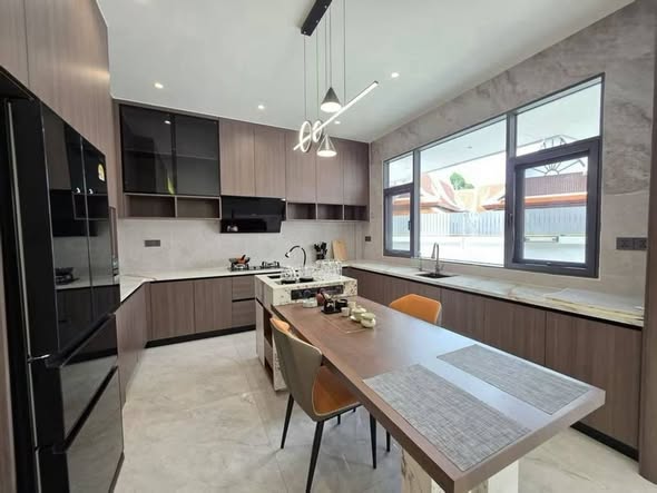 kitchen of เอกมงคล 8
