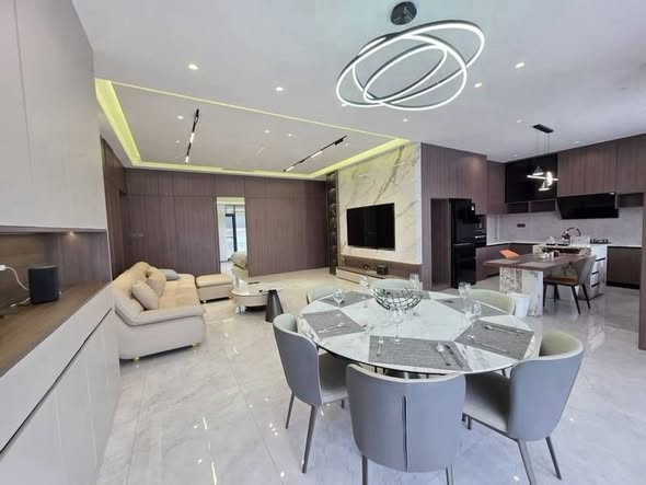 living room and kitchen of เอกมงคล 8
