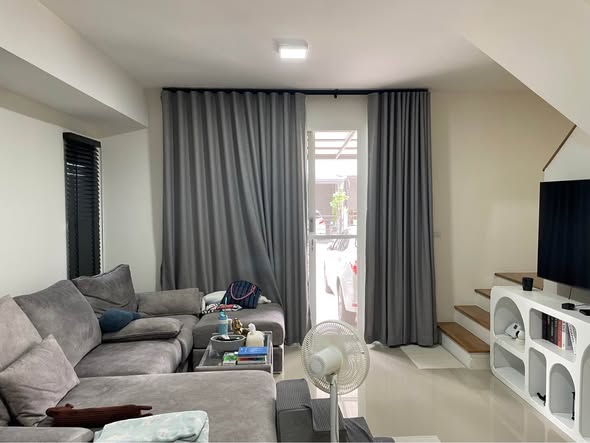 living room of พลีโน่ รามอินทรา – บางชัน สเตชั่น Pleno Ramintra – Bangchan Station