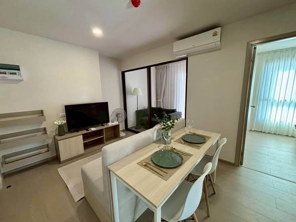 bedroom and living room of กู้ดเดย์ สุขุมวิท 93 Good Day Sukhumvit 93