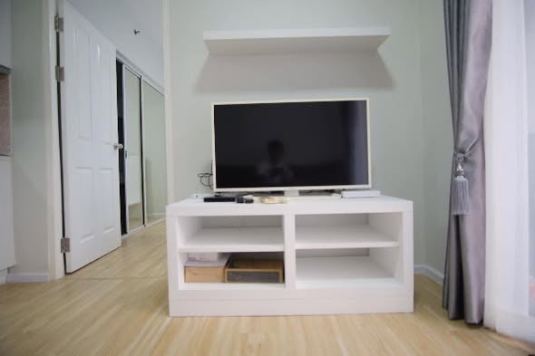 living room and bedroom of A Space ID Asok-Ratchada