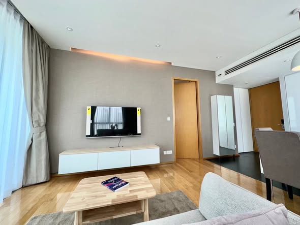 bedroom and living room of AEQUA Residence Sukhumvit 49 dad no3