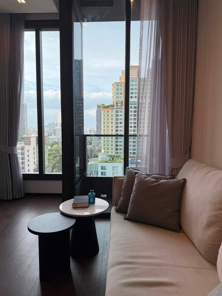 bedroom and living room of AESTIQ Thonglor
