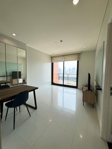 Aguston Sukhumvit 22