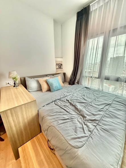 bedroom of Altitude Unicorn Sathorn