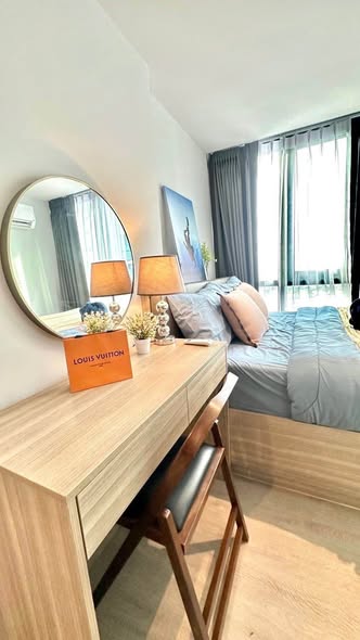 bedroom of Altitude Unicorn Sathorn