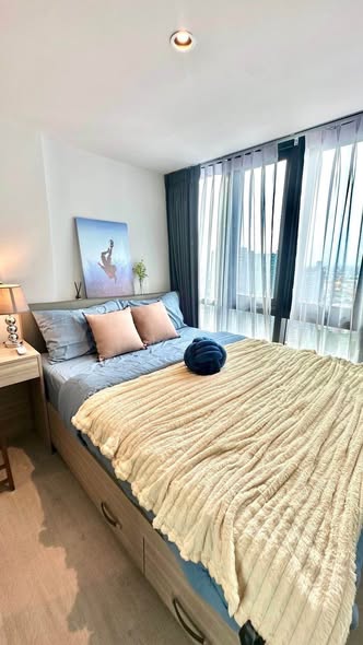 bedroom of Altitude Unicorn Sathorn