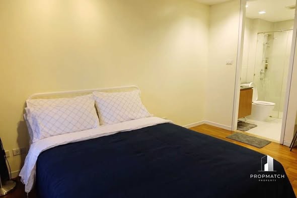bedroom of Amanta Lumphini
