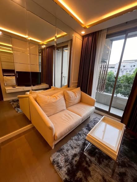 bedroom and living room of Amaranta Residence