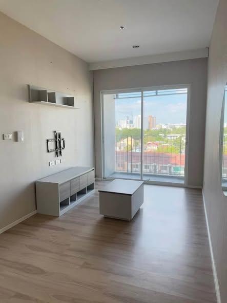 Amber Condominium By Eastern Star