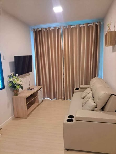 bedroom and living room of Anasiri Ramkhamhaeng