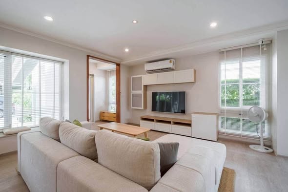 living room of Anya Bangna – Ramkamhaeng 2