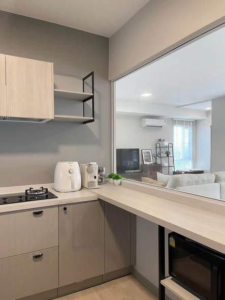 kitchen of Anya’s Place