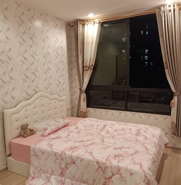 bedroom of Artemis Sukhumvit 77