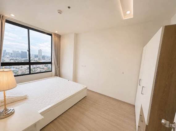 bedroom of Artemis Sukhumvit 77