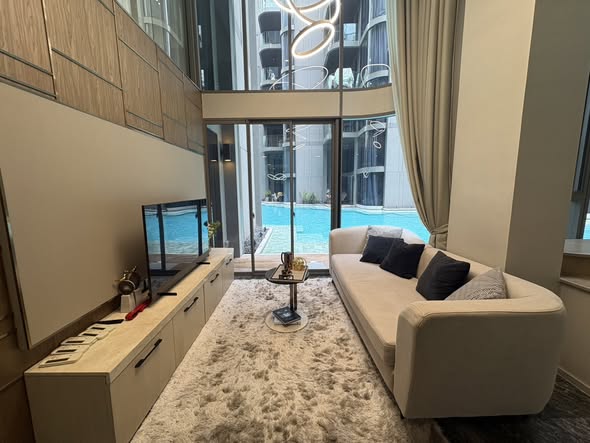 living room of Ashton Residence 41