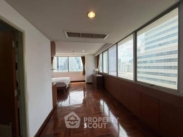 room interior of Asoke Place