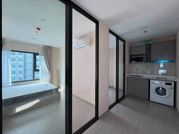 room interior of แอสปาย เอราวัณ ไพร์ม Aspire Erawan Prime