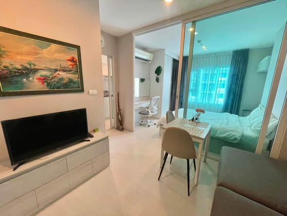 bedroom of Aspire Erawan Tower B