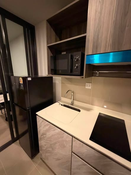 bathroom and kitchen of Aspire Onnut Station