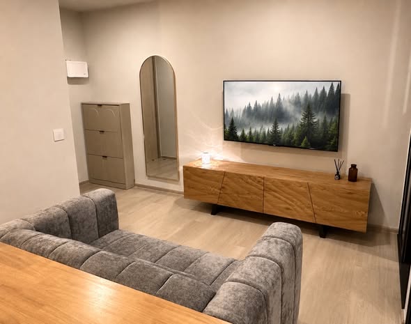 living room and room interior of Aspire Onnut Station